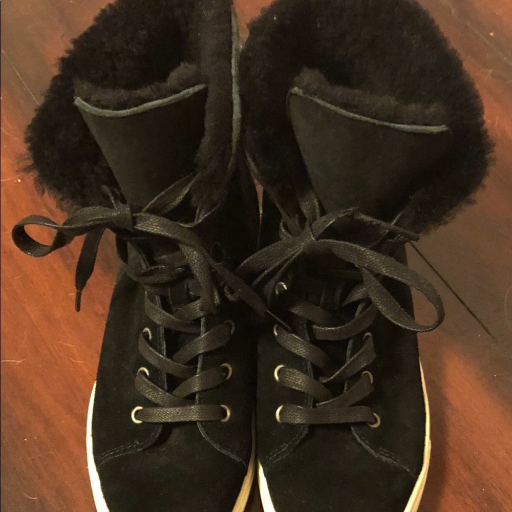 UGG Women's 1016956 Croft Hi-Top Sneakers